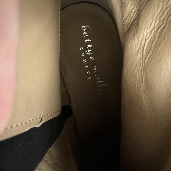 Bettye Muller Womens Ankle Boots Booties Size 8.5 New Black Leather Block Heel - Picture 10 of 10